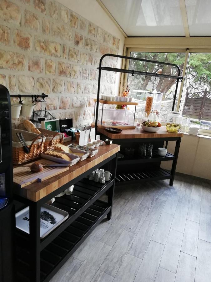 Logis Hotel & Restaurant Le Carnot Die Ngoại thất bức ảnh